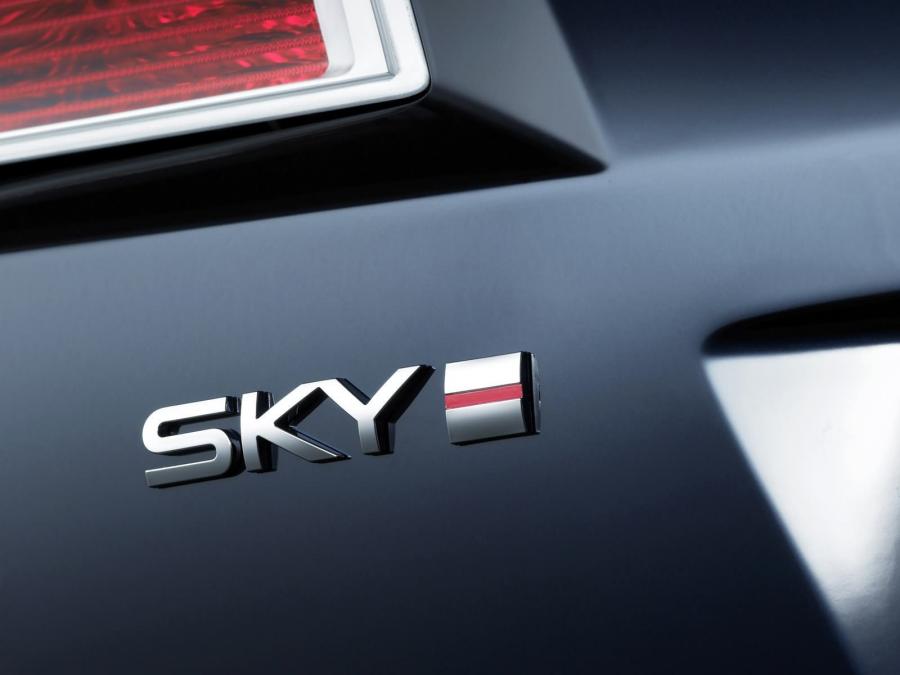 Логотип Saturn Sky Redline 2007 года  (фото 34 из 40)